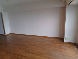 寝室からリビングのアフター