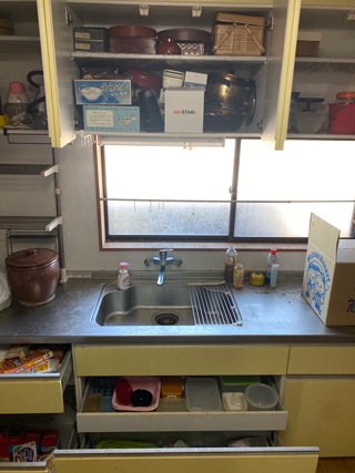 流しの中のビフォア