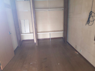 部屋３クローゼットのアフター