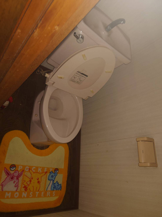 2軒目トイレのビフォア