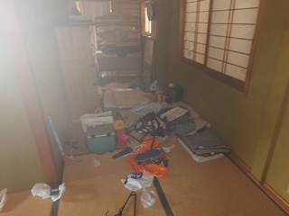 2軒目部屋4のビフォア