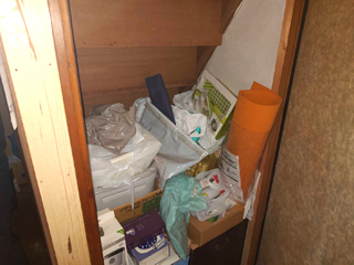 廊下階段下収納のビフォア