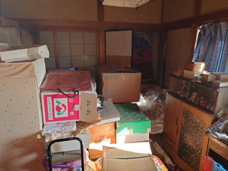 ２階部屋４のビフォア