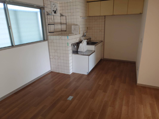 アパートキッチンのアフター