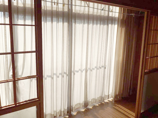 部屋2窓のビフォア