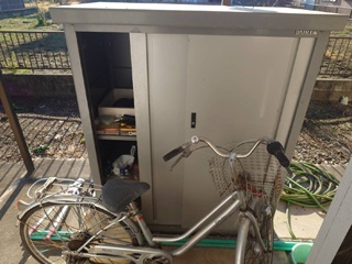 勝手口外のビフォア