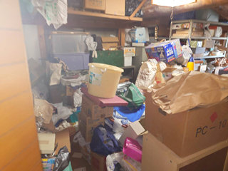 納戸入り口のビフォア