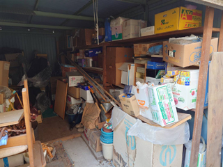 倉庫右手のビフォア