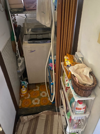 洗濯機置き場のビフォア