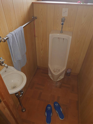 会合室物置のビフォア