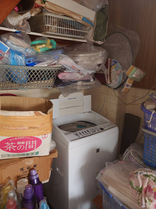 洗濯機置き場のビフォア