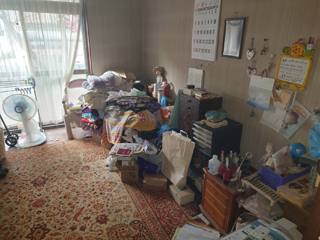 部屋１右手のビフォア