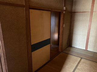 部屋２左手のビフォア