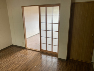 玄関からキッチンのアフター