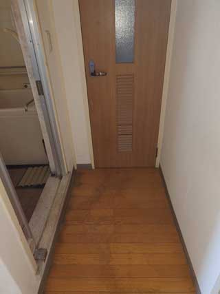 浴室前のアフター