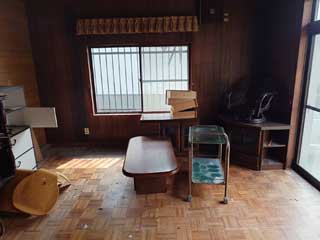 母屋リビングのアフター