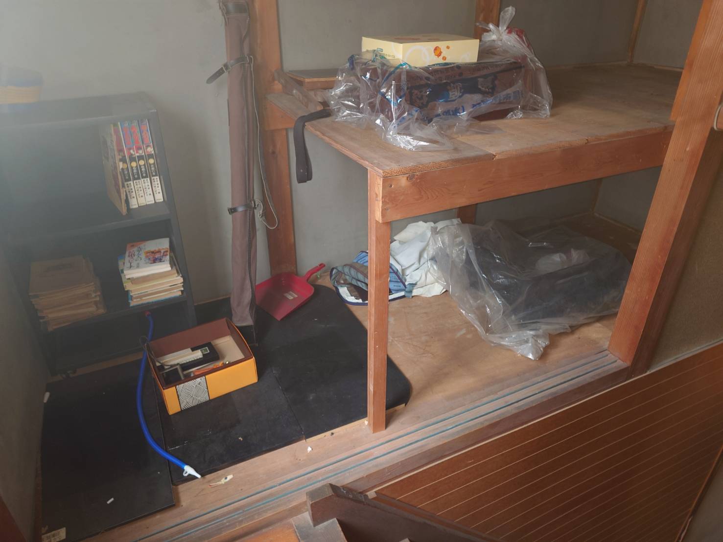 ２階階段横収納のビフォアアフター