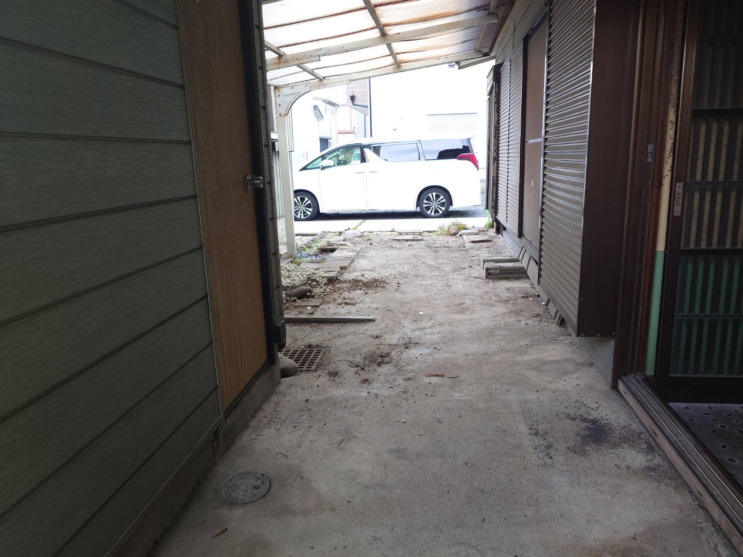 門扉内のビフォアアフター