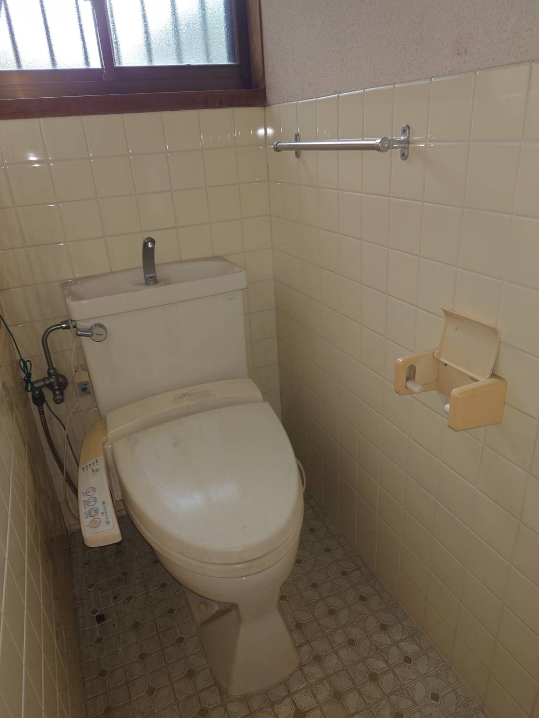 離れトイレのビフォアアフター