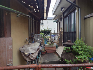 道路から庭のビフォアアフター