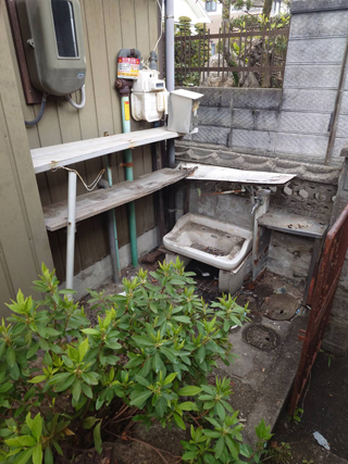 門扉中側左手のビフォアアフター