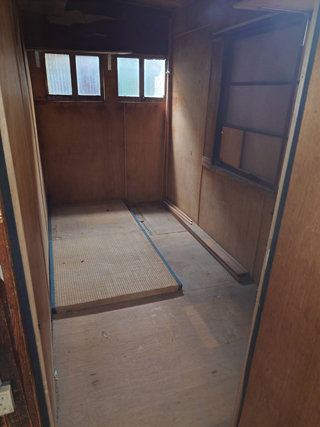 台所奥の収納のビフォアアフター