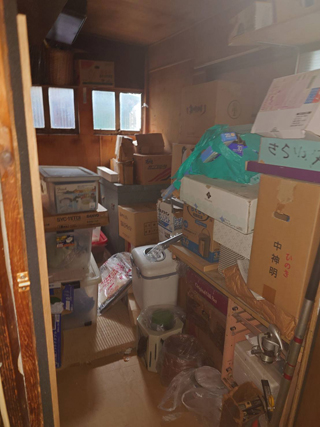台所奥の収納のビフォアアフター