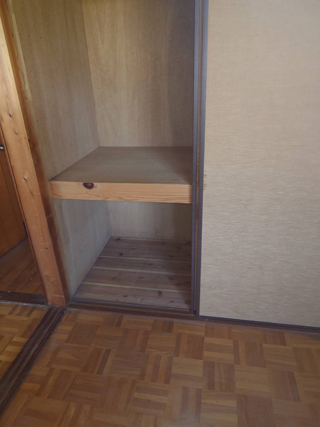 部屋１押し入れのアフター
