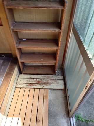 離れ玄関のビフォア