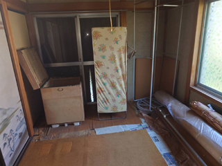 ２階部屋８のビフォア