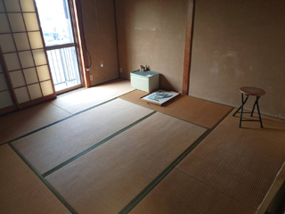 ２階部屋６のビフォア