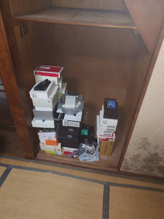部屋１押し入れのビフォア