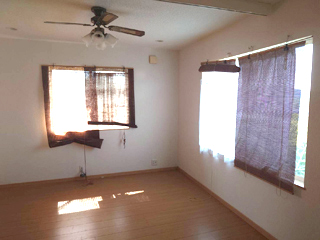 ２階部屋のビフォア