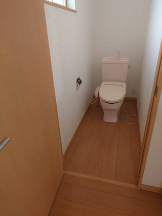 ２階トイレのアフター