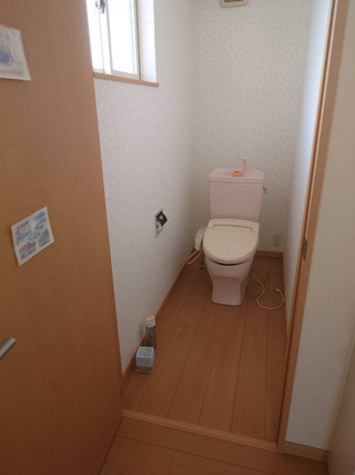 ２階トイレのビフォア