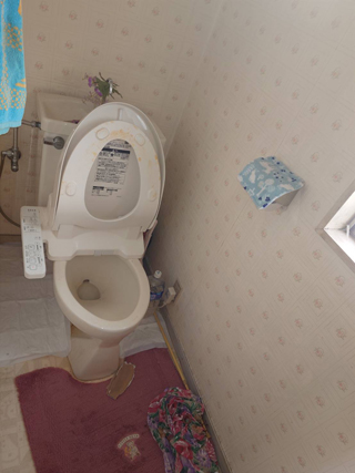 ２階トイレのビフォアアフター