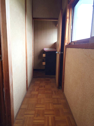 2階廊下のビフォアアフター